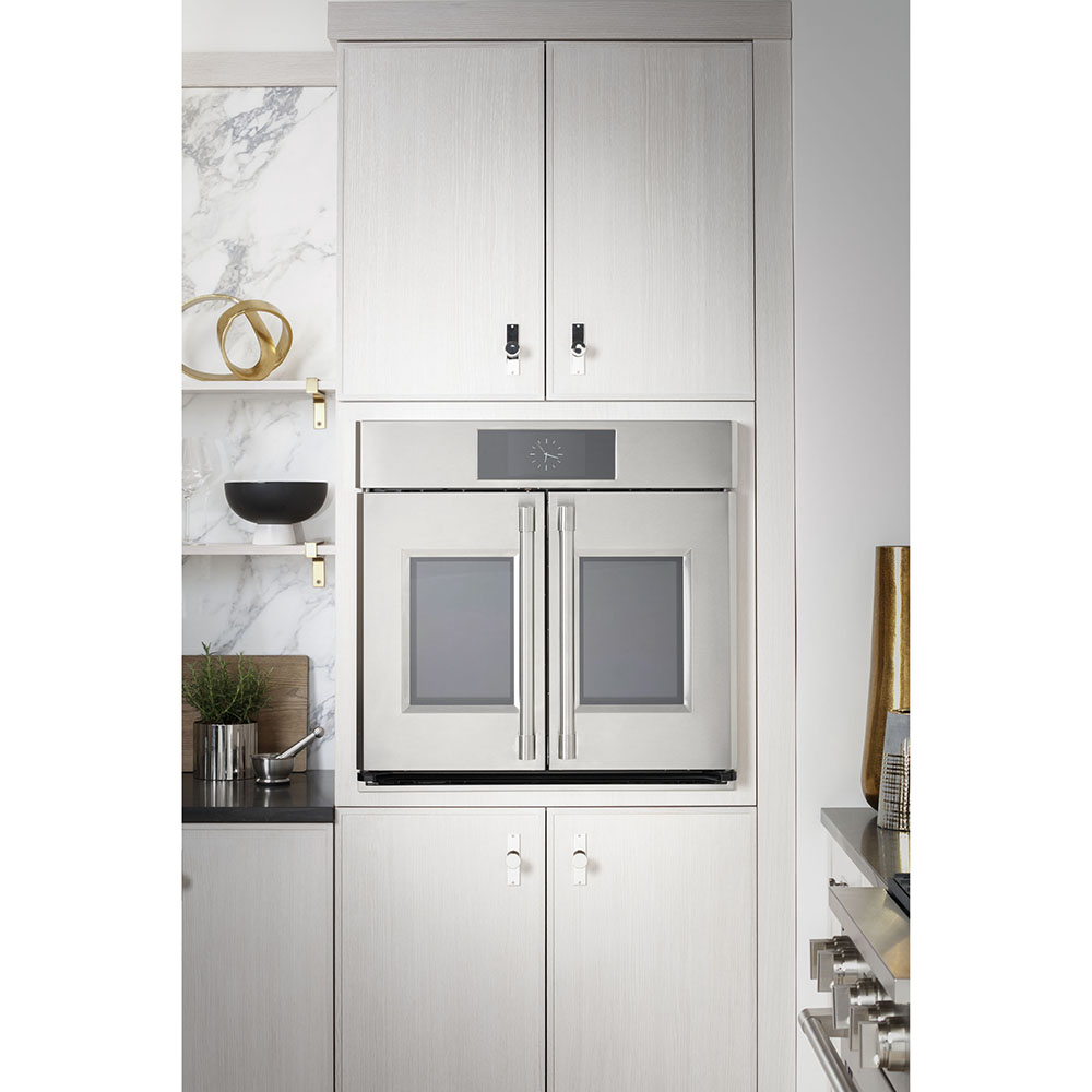 WALL-OVEN-30IN-STAINLESS-STEEL-ZTSX1FPSNSS-MONOGRAM-LIFESTYLE-STRAIGHT-CLOSED.jpg
